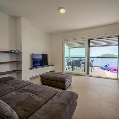 Sky Apartment *